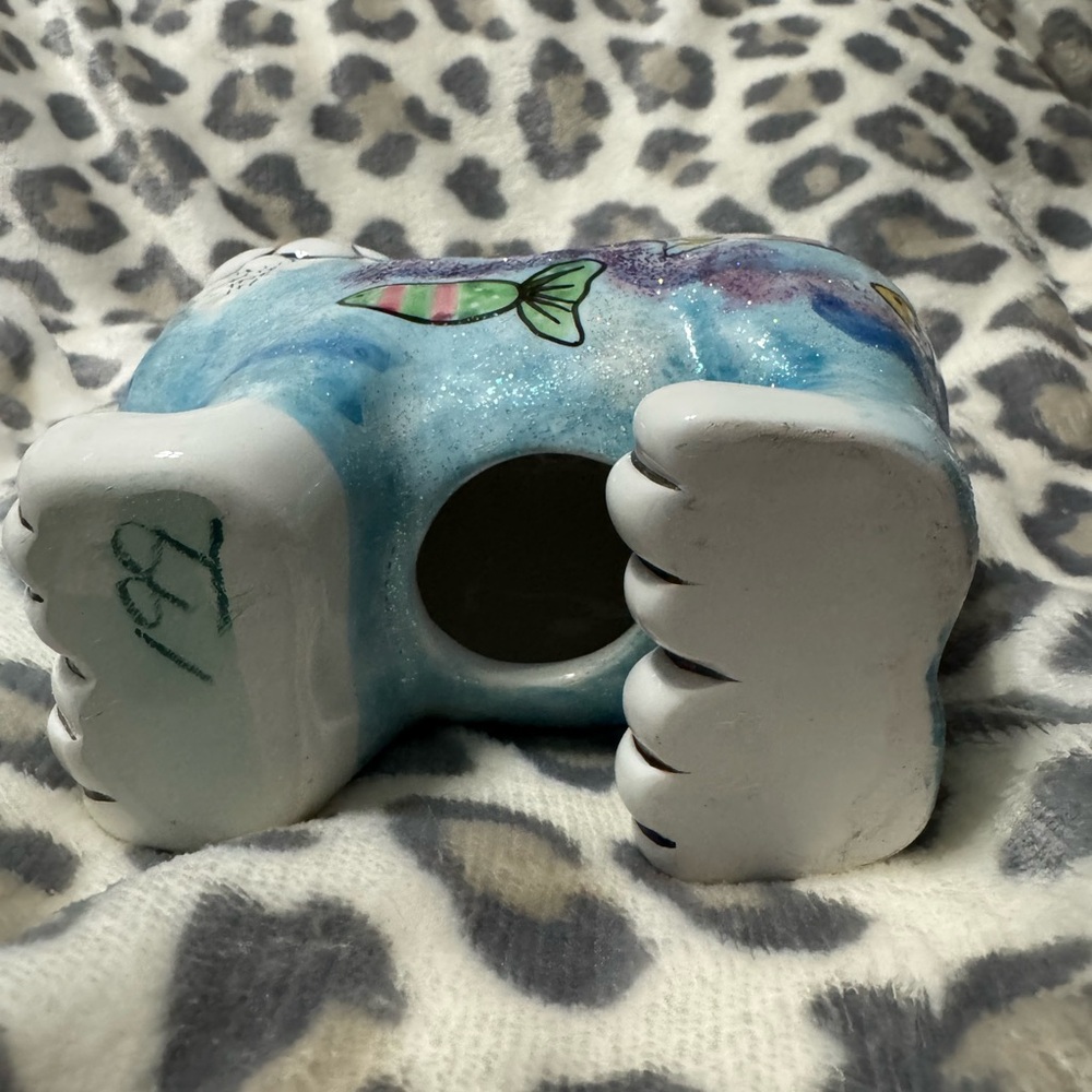 Blue Cat Figurine with Colorful Fish piggy bank missing plug - Picture 8 of 8